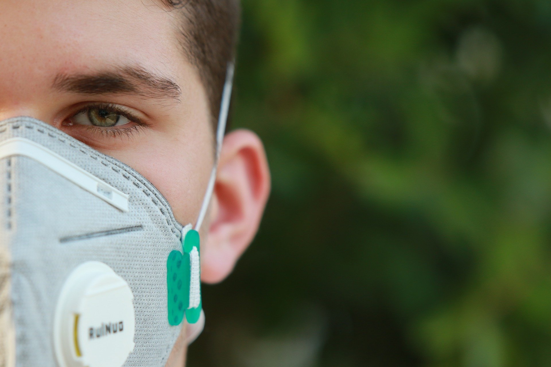 Covid, 22.930 nuovi casi. Le vittime sono 630 in 24 ore: in Italia superate le 50 mila vittime | Emergency Live
