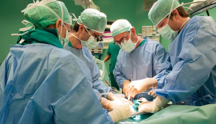 Sant'Orsola di Bologna, doppio trapianto di polmoni in contemporanea: in 100 al lavoro | Emergency Live