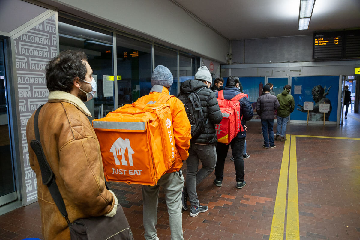 Bologna, tamponi a 70 riders: tutti negativi a Covid-19 1