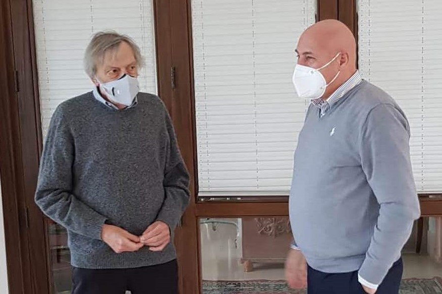 Emergenza Covid in Calabria, sindaco di Crotone incontra Gino Strada: “Città vi dà il benvenuto”