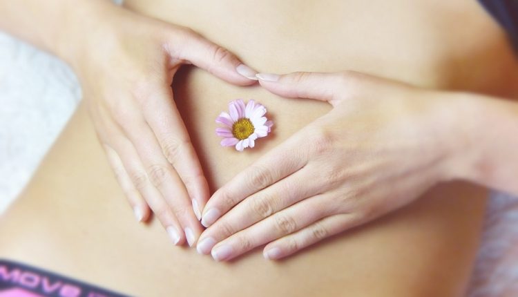 Malattia di Crohn e colite ulcerosa, è allerta per le donne su fertilità e menopausa