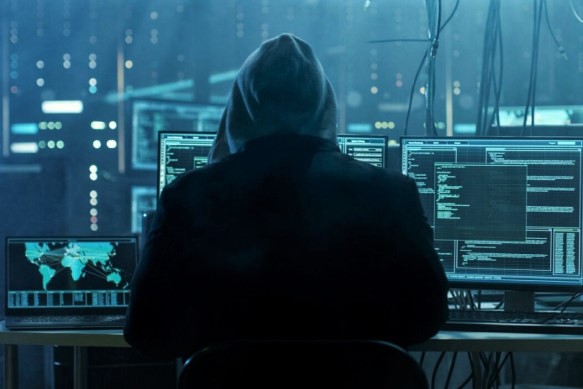 Gli hackers rubano i dati del vaccino Pfizer-BioNTech, Ema avvia un'indagine interna