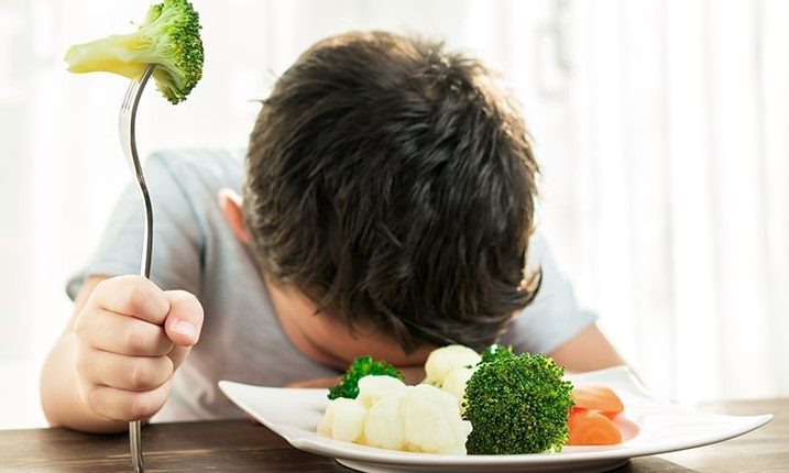 Problemi di masticazione e ‘picky eaters’: i disturbi del comportamento alimentare in aumento tra i bambini