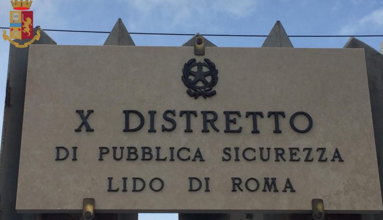 Provoca un incidente, aggredisce medico ed infermiere dell'ambulanza 118: in Commissariato insulta gli agenti 1