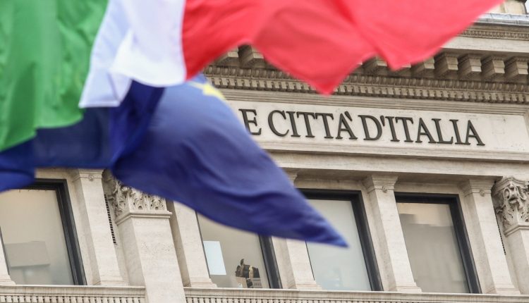 Covid, il Consiglio dei Ministri potrebbe approvare le nuove limitazioni già stasera