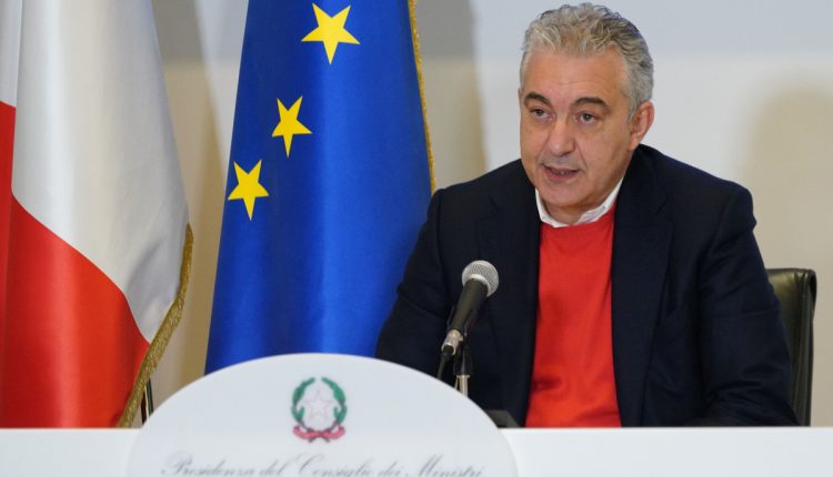 Vaccinazione Covid, il commissario Arcuri: entro aprile 5,9 mln di vaccinati, 21,5 entro maggio”