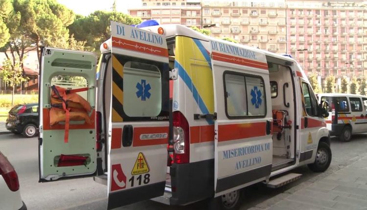 Nuova aggressione ad un soccorritore: è successo ad autista soccorritore del Saut 118 di Avellino