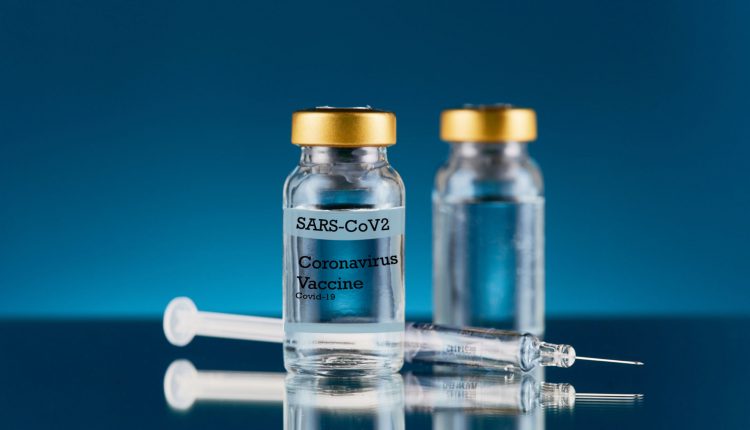 Vaccino Oxford AstraZeneca: l'Agenzia Europea del Farmaco EMA pronta a valutarne la sicurezza