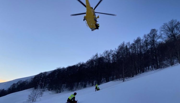 Soccorso Alpino, proseguono gli interventi CNSAS di soccorso a persone scivolate sul ghiaccio