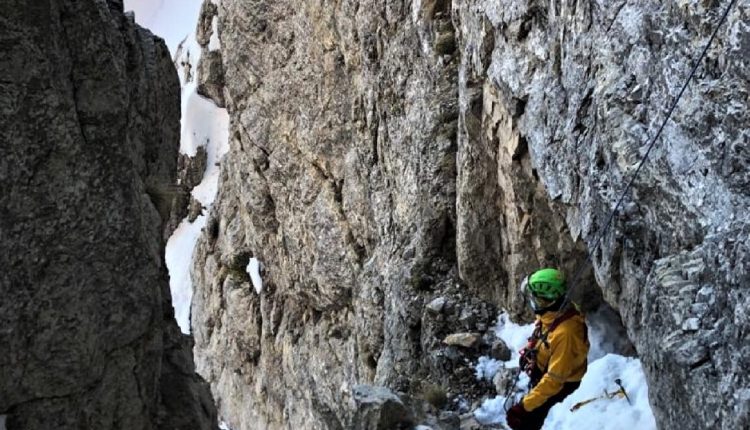 Monte Cornetto, scivola in ascensione: perde la vita 29enne. La compagna recuperata dal CNSAS Veneto