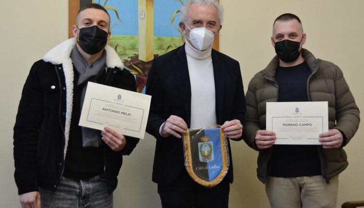 COVID-19, due infermieri militari della Croce Rossa premiati per l'impegno nella lotta al coronavirus 1