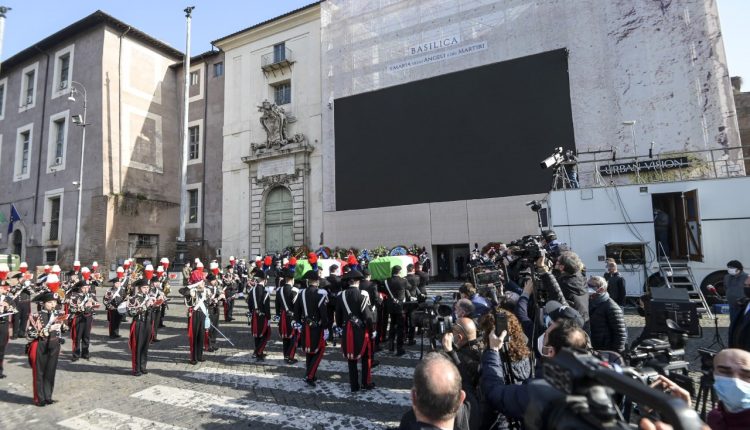 „Piangere è doveroso“: „Funerali di Stato per Attanasio e Iacovacci, uccisi Konge“ 2