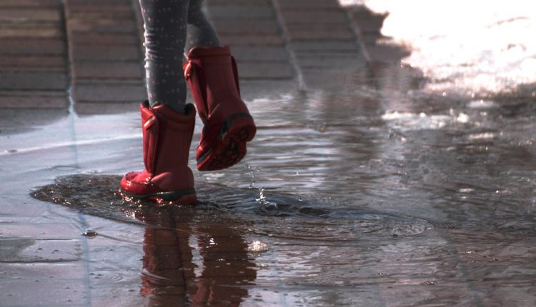 Ancora maltempo, temporali e vento forte in 9 regioni: allerta arancione della Protezione civile