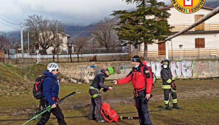 Abruzzo, riprendono stamane le ricerche dei 4 escursionisti dispersi sul Monte Velino