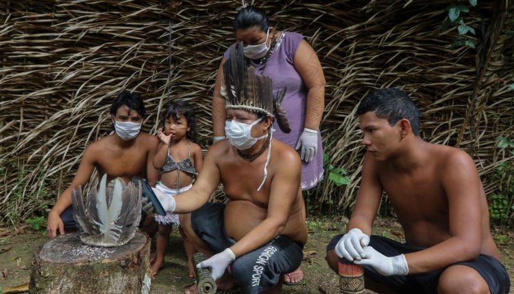 Brasile, il Covid-19 tra gli indios: il 27,5% dei nativi hanno ricevuto la prima dose di vaccino anti Covid