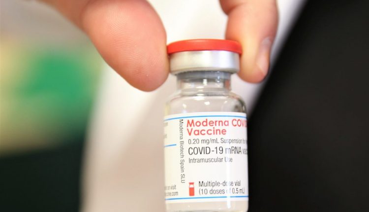 Moderna „Efficacia del vaccino scende del 6 ogni due mesi dopo il ciclo“