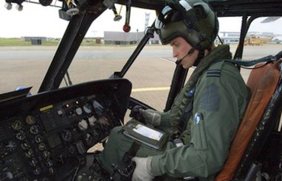 Prince William is taking a new job: Air ambulance pilot | Emergency Live