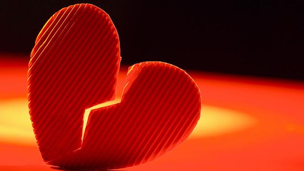 Emergency Live | Can you die of a broken heart?