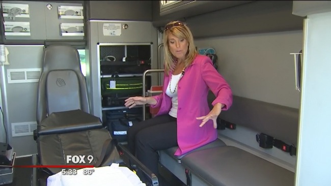 Emergencia en vivo | La nueva ambulancia más segura de Allina Health está lista para salir a la carretera image 2