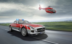 00rettmobil-mercedes-sls-amg-als-notarzt-jpg
