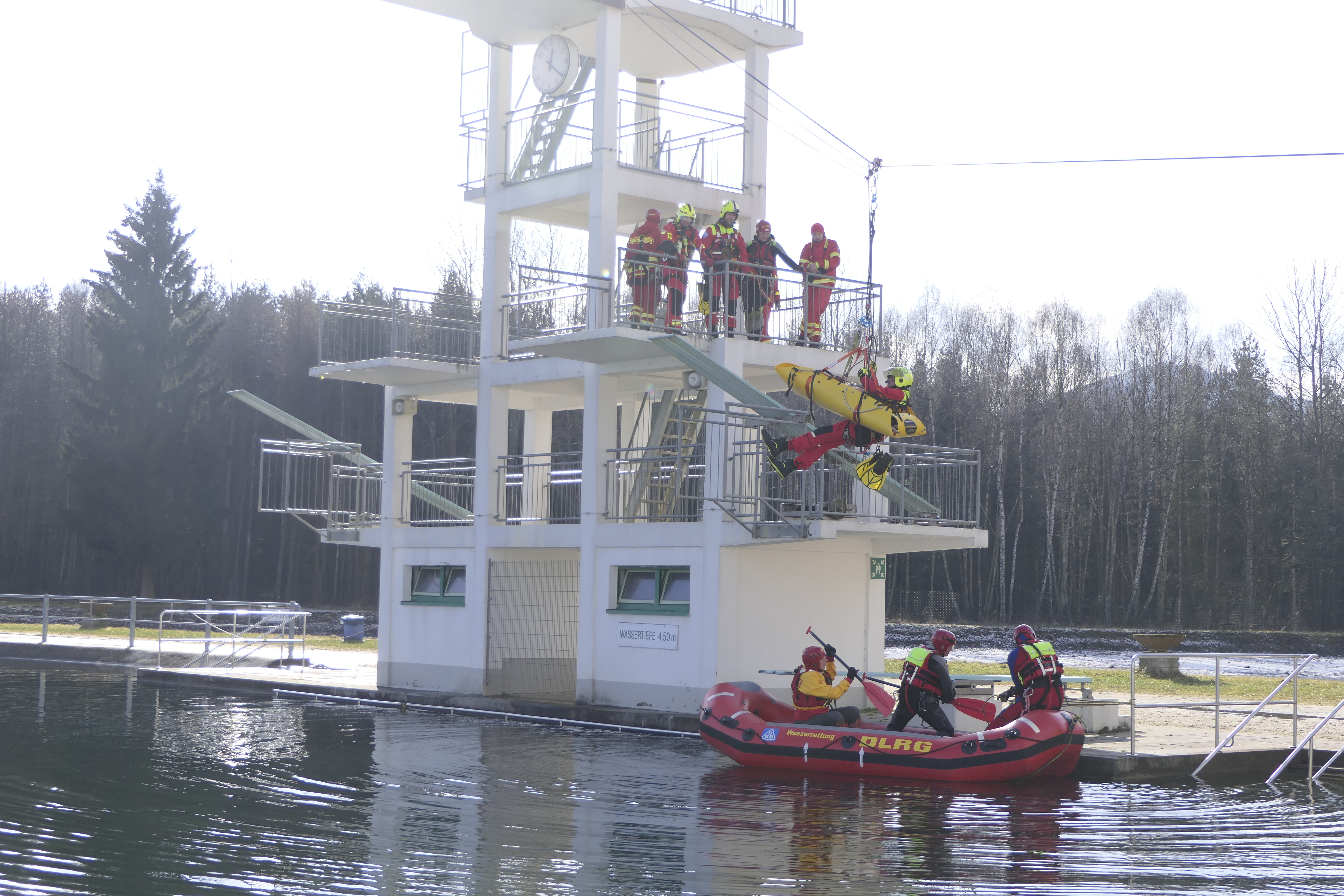 Emergencia en vivo | La aparición del HRS - Surf Life Rescue: imagen de seguridad y rescate acuático 60
