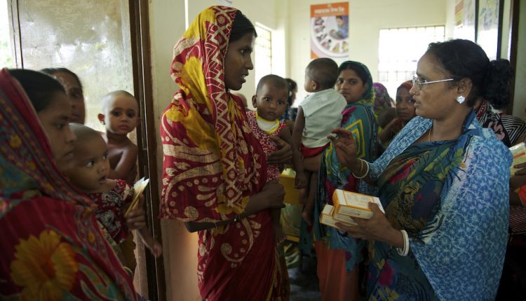 Emergency Live | Women in emergency situations - Refugee camps and relief environments image 2