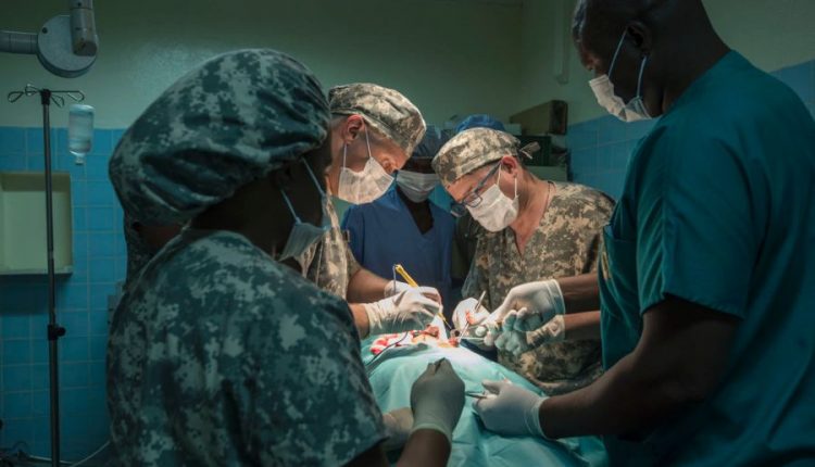 Emergency Live | "It's a matter of life and death!"- ICRC and Iraqi MOH lauch a campaign to stop violence against medical personnel and facilities in Iraq image 1