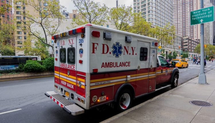 Emergency Live | EMT experience in New York city - What's new with the "American style" of emergencies? image 2
