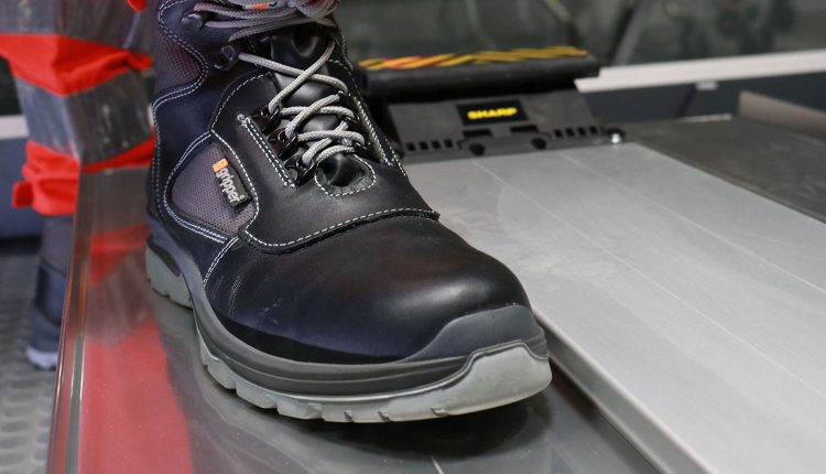 Emergencia en vivo | Comparación de zapatos de trabajo para profesionales de ambulancias y trabajadores de EMS image 27