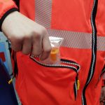 Núdzový prenos | Sanitná uniforma v Európe. Test opotrebenia a porovnanie podľa obrázku záchranárov 11