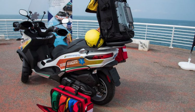 Sürgősségi Élő | Motorkerékpár-mentőautó vagy kisteherautó-alapú mentőautó - Miért pont a Piaggio Mp3? 9. kép