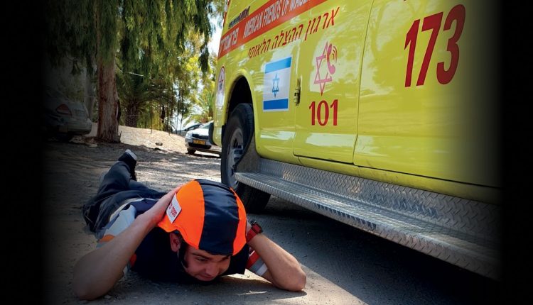Emergency Live | EMS in War: Rescue Services during a Rockets Attack on Israel image 2