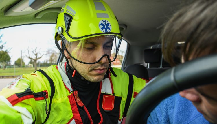 Emergencia en vivo | Elección del casco de emergencia. ¡Tu seguridad es lo primero! imagen 9