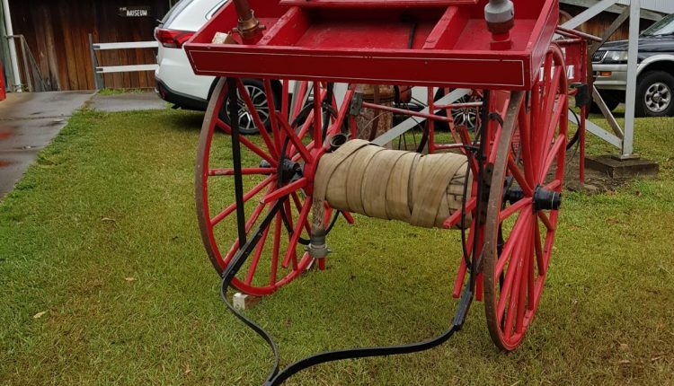 Nouzové živé vysílání | Fire Museum in Australia - Queensland Fire Brigade Heritage image 4