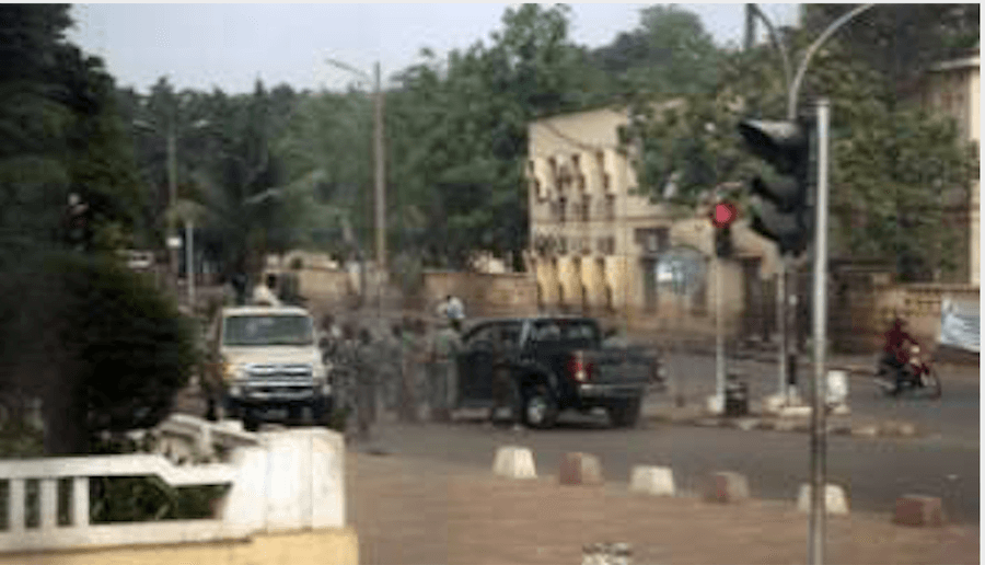 Emergency Live | Gunshots at an Army Base in Bamako, Mali: fright of the embassies