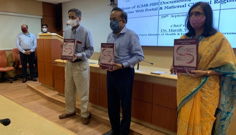 Emergency Live | COVID-19 in India: Union Minister for Health & Family Welfare announced the vaccine portal addressed to the community