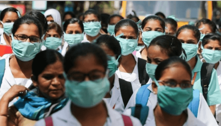 Emergency Live | COVID-19 in India, from villages millions of young people with facemasks for applying in colleges