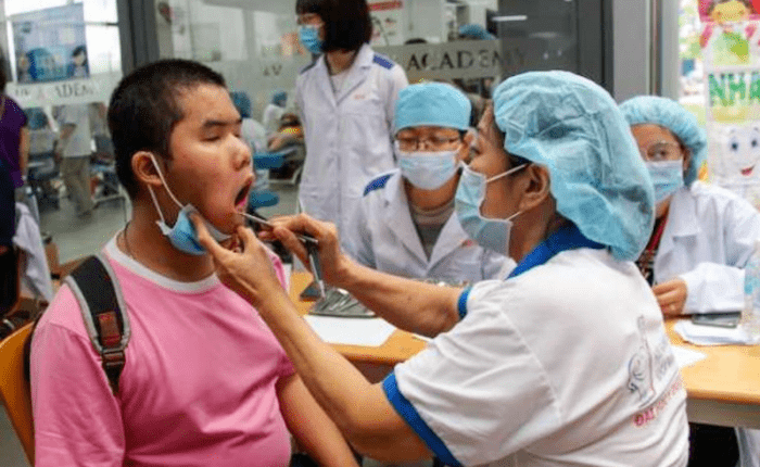 Emergency Live | Vietnam, free care for about 2 thousand poor and disabled people in Ho Chi Minh City