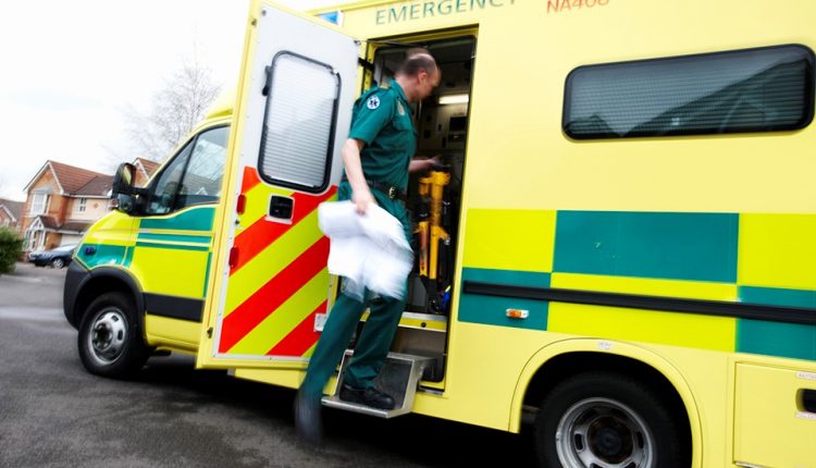 EMTs in the UK: what does their work consist of?