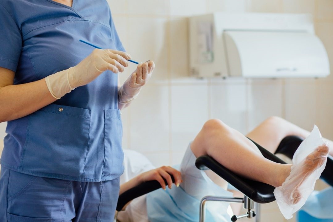 子宫颈抹片检查或子宫颈抹片检查：它是什么以及何时进行| 紧急直播
