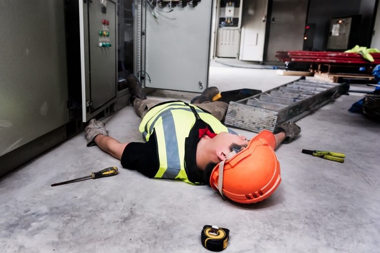 4 Safety Tips to Prevent Electrocution in the Workplace Emergency Live