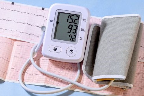 At regere Plys dukke affældige Dekalogen til måling af blodtryk