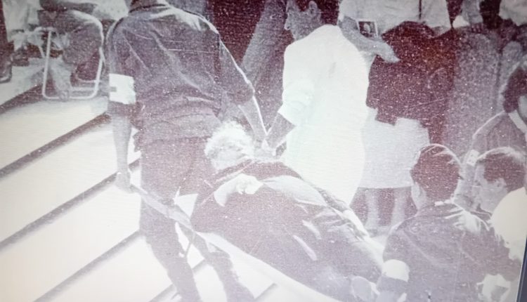 Cagliari 20.10.1985 - Barellieri in azione sulla gradinata di Bonaria (altro primo piano)